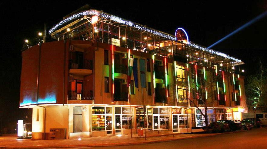 Ambaritsa Hotel Gorna Oriahovița Exterior foto